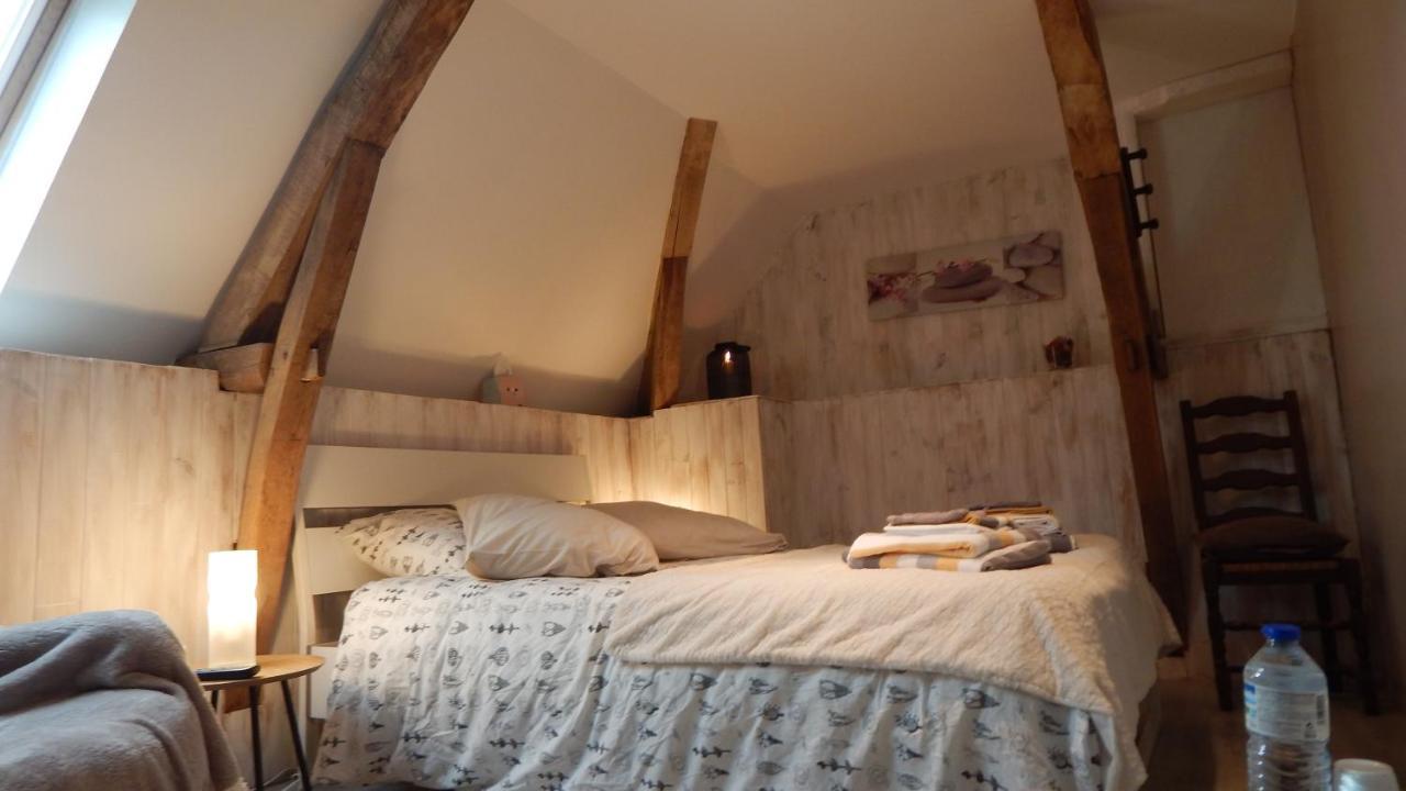 Les Chambres De L'Escotais Saint-Paterne-Racan 外观 照片